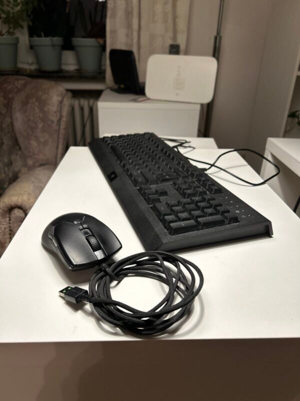 Razer LED Gaming Set: Razer Cynosa Lite Tastatur und Razer Viper Maus gebraucht
